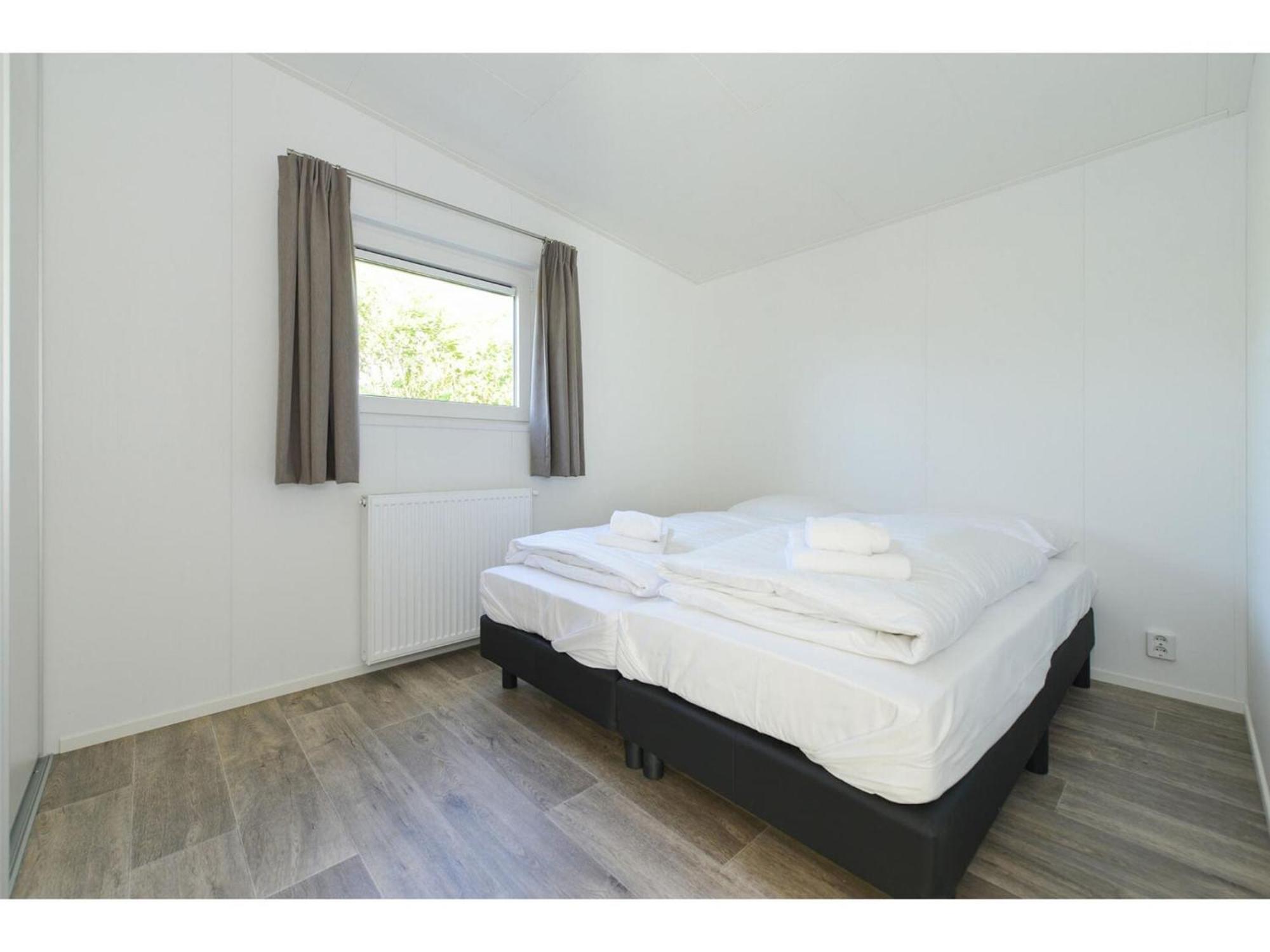 Brand New Chalets At 10 Minutes From The Oosterschelde Heinkenszand 外观 照片