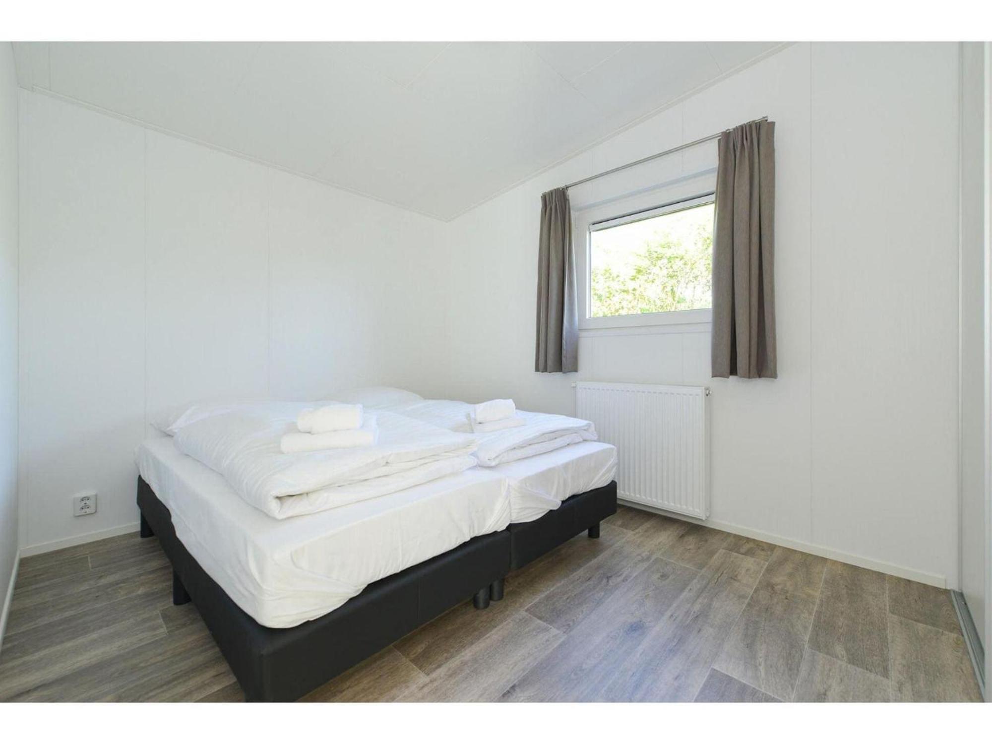 Brand New Chalets At 10 Minutes From The Oosterschelde Heinkenszand 外观 照片