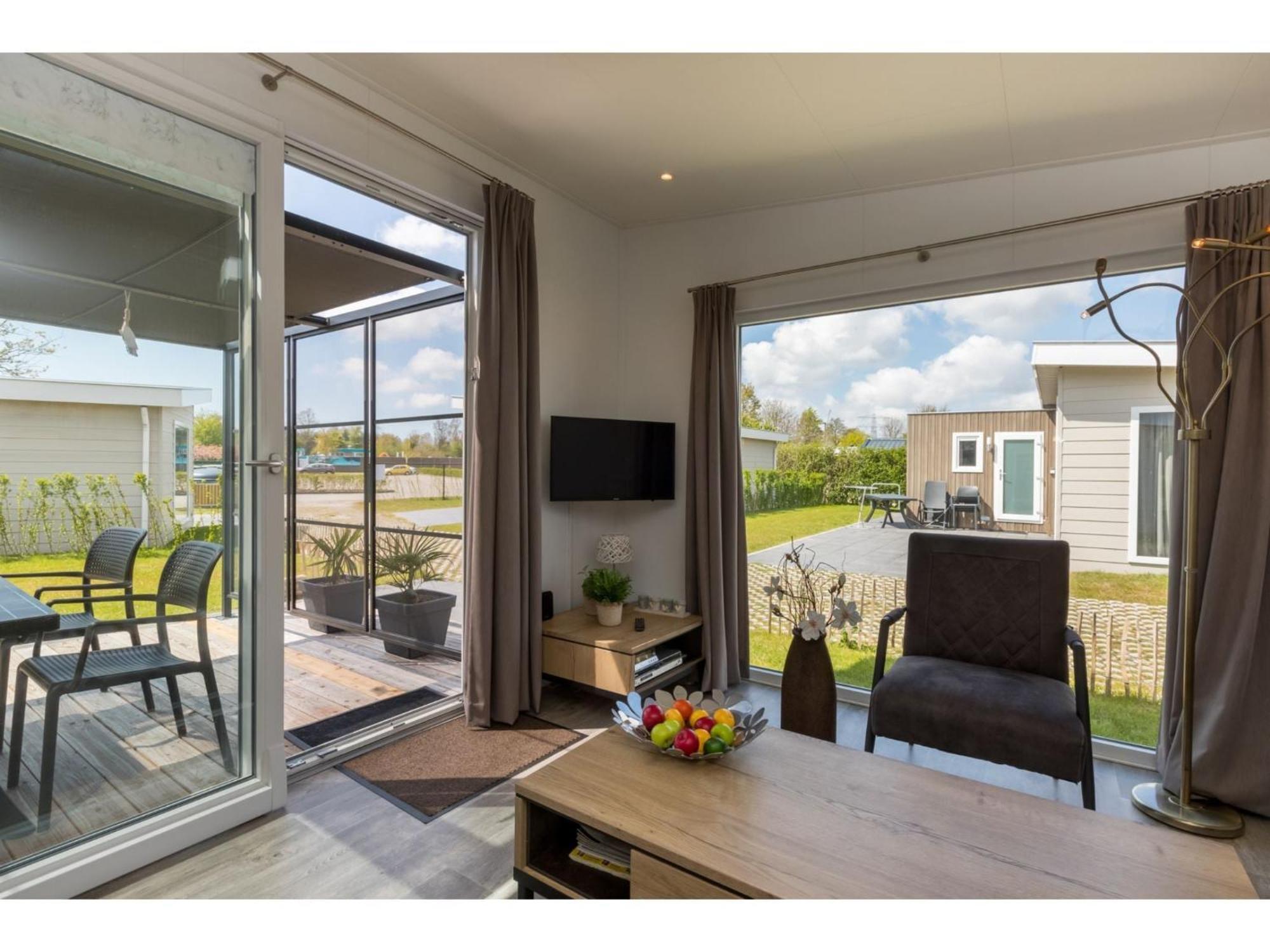 Brand New Chalets At 10 Minutes From The Oosterschelde Heinkenszand 外观 照片